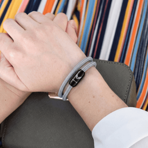 Paracord Bracelet Magnetic Grey