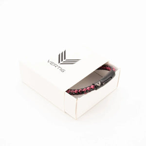 Vertig Leather Bracelet Vintage Red carefully placed in its branded gift box. An ideal, distinctive present with lasting vintage appeal.