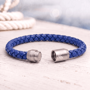 Vertig Magnetic Leather Bracelet Blue