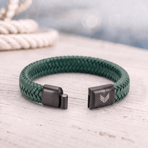 Vertig Magnetic Leather Bracelet Green