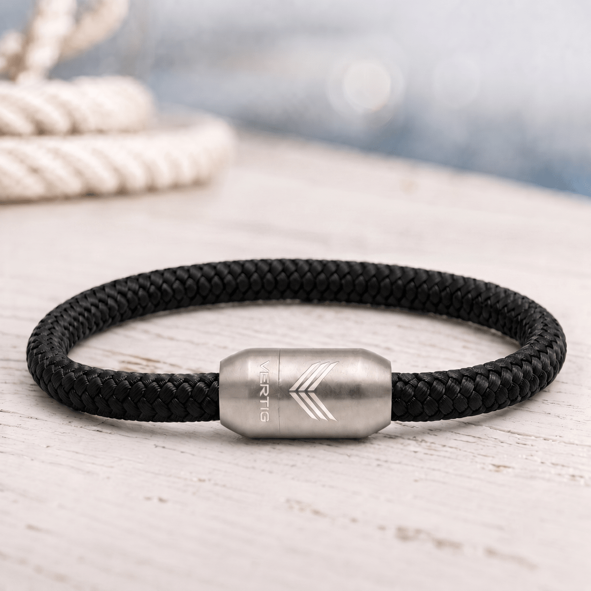 Paracord Bracelet Magnetic Black