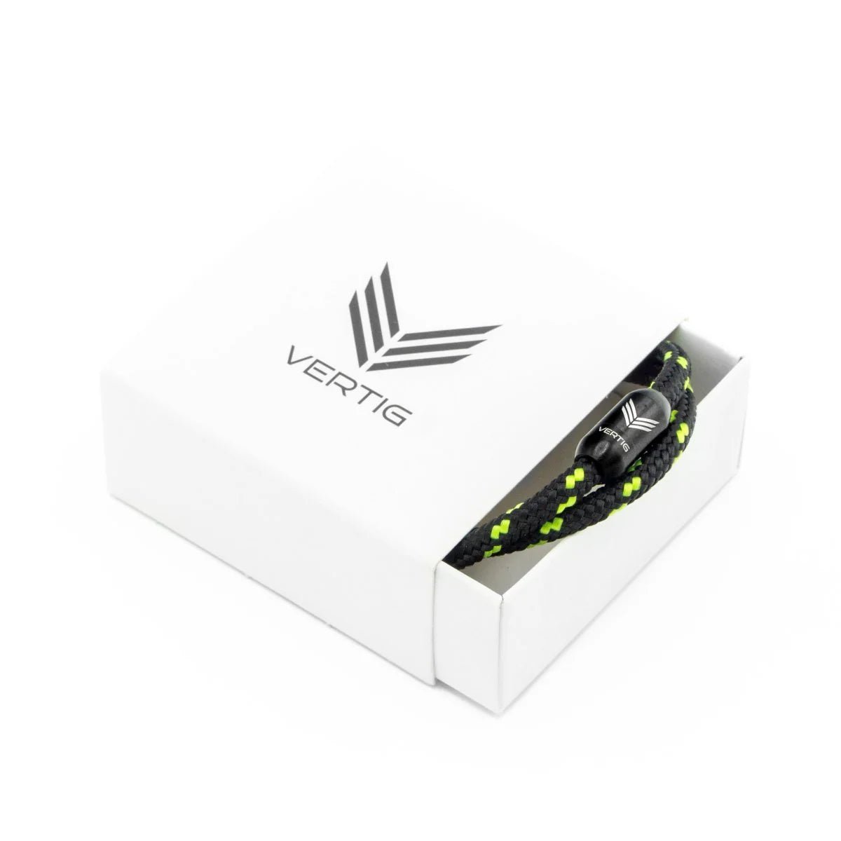 Vertig Magnetic Nautical Paracord Bracelet Black Neon in a branded gift box. A thoughtful present for adventure lovers.