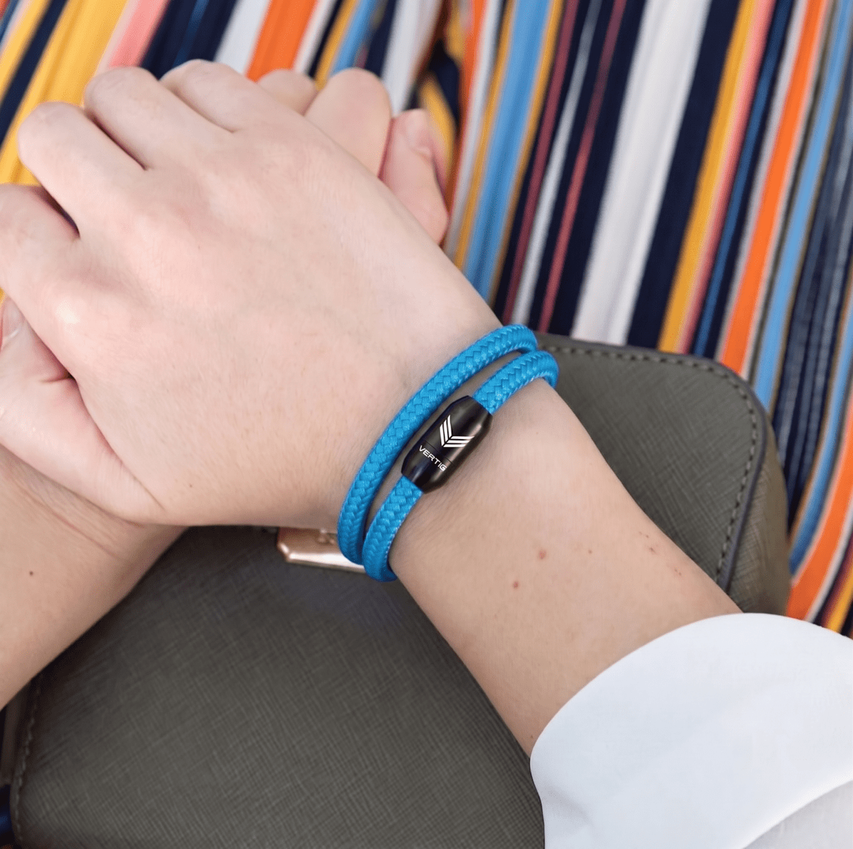 Paracord Bracelet Magnetic Blue