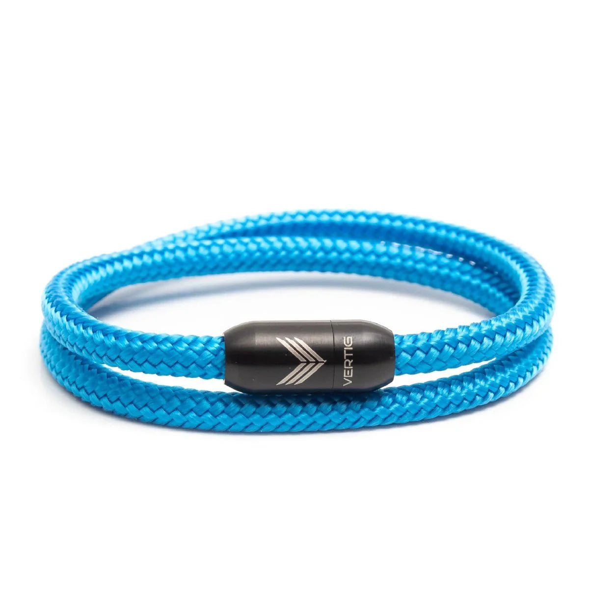 Vertig Magnetic Nautical Paracord Bracelet Blue. Full view showcasing its classic, deep blue hue.