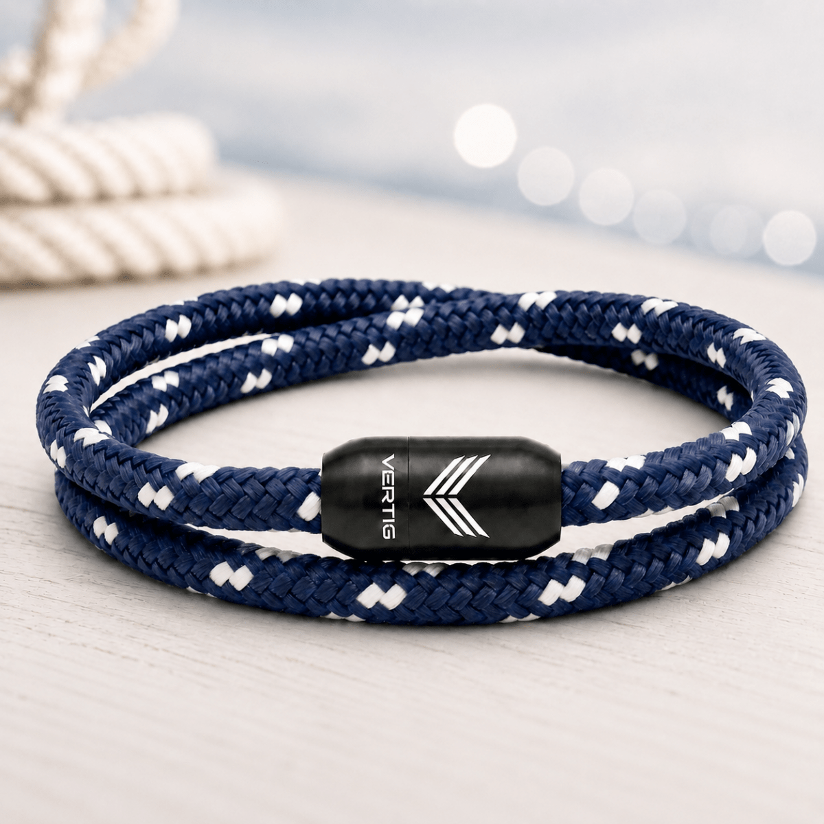 Paracord Bracelet Magnetic Blue White