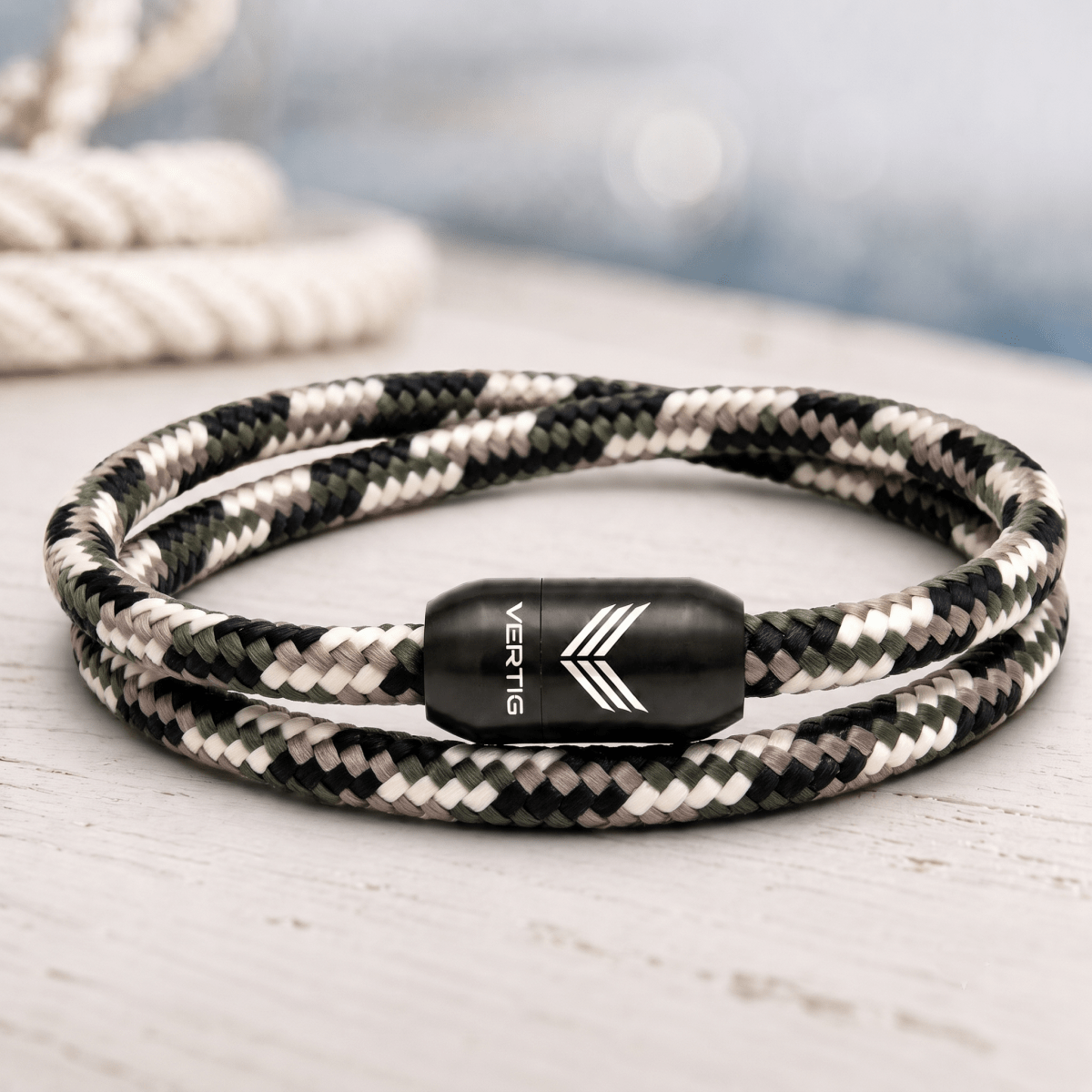 Paracord Bracelet Magnetic Camo