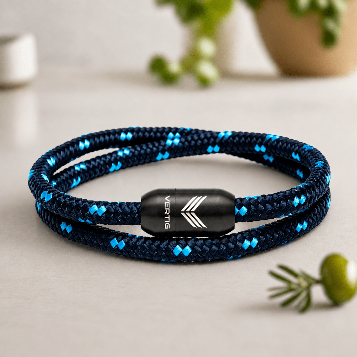 Paracord Bracelet Magnetic Dark Blue