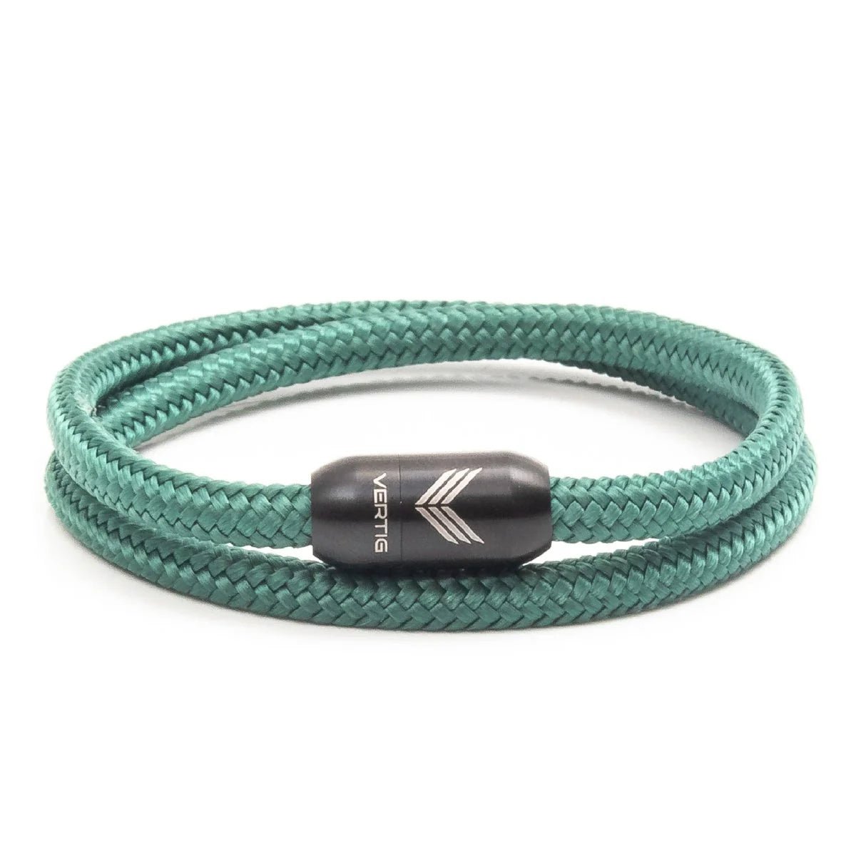 Vertig Magnetic Nautical Paracord Bracelet Green. Full view showcasing its vibrant, natural hue.