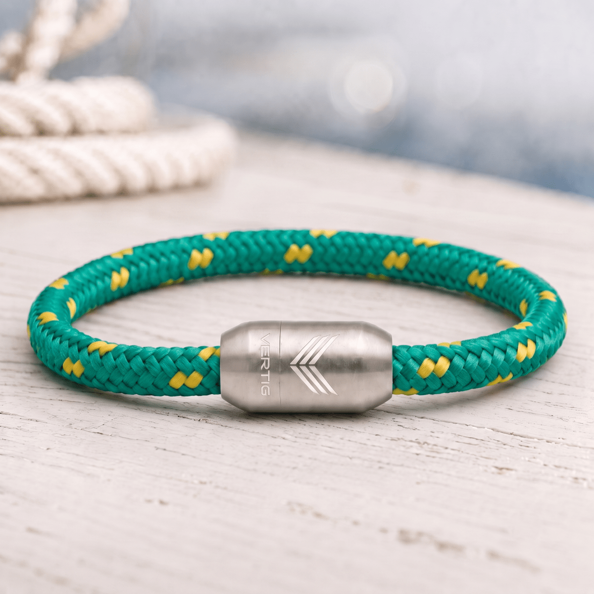 Paracord Bracelet Magnetic Green Yellow