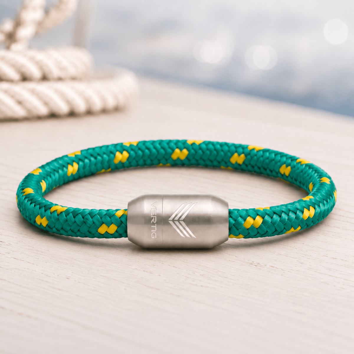 Paracord Bracelet Magnetic Green Yellow
