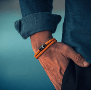 Paracord Bracelet Magnetic Orange