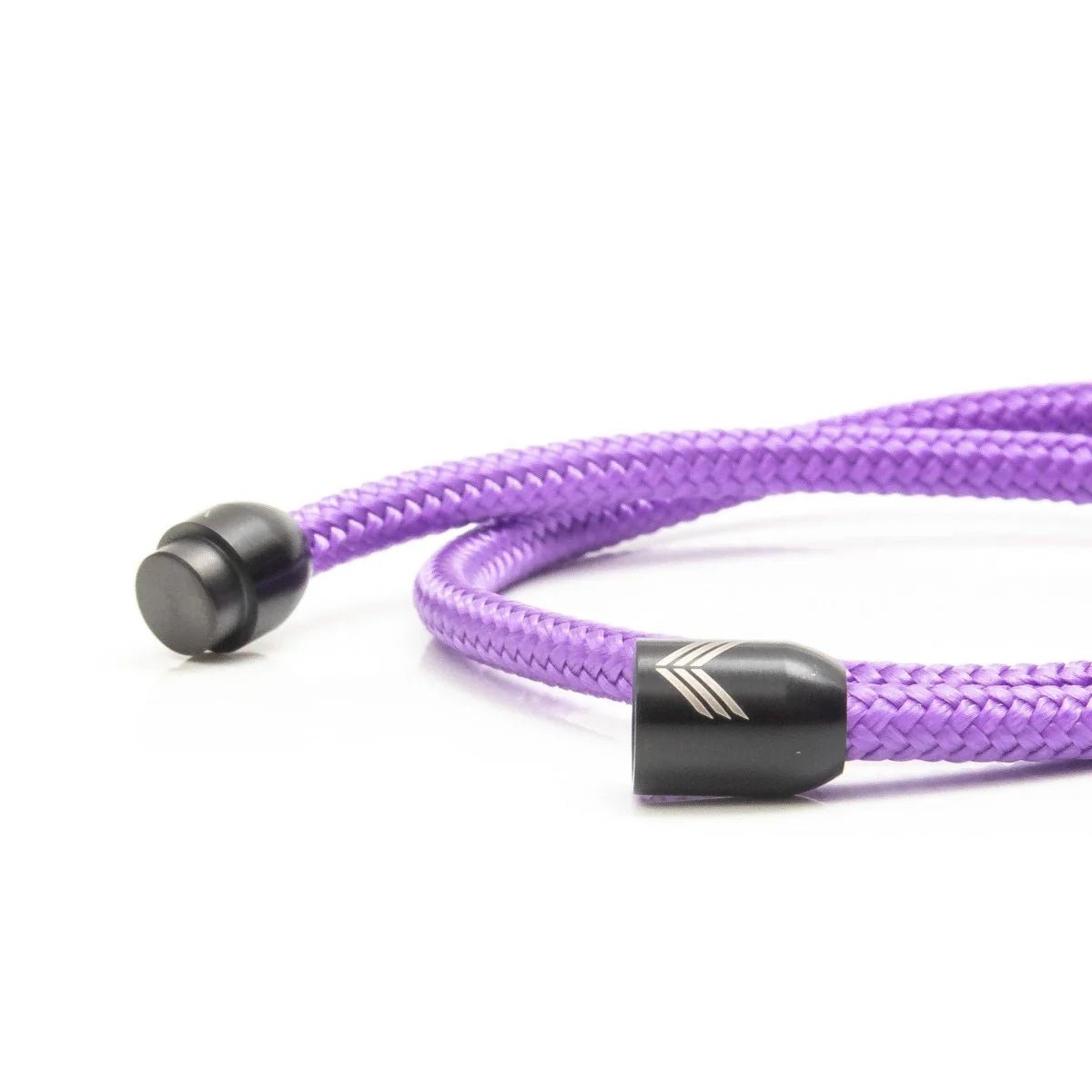 Vertig Magnetic Nautical Paracord Bracelet Purple unclasped. Reveals the high-quality paracord and strong magnetic closure.