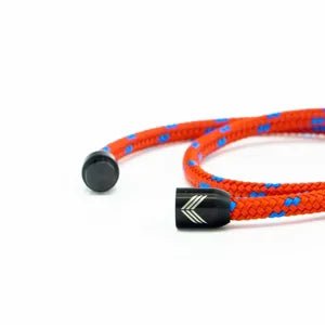 Vertig Magnetic Nautical Paracord Bracelet Red Blue unclasped. High-quality red and blue rope and clasp.