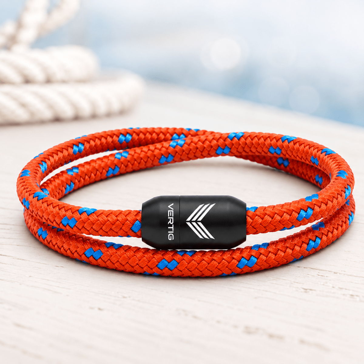 Paracord Bracelet Magnetic Red Blue