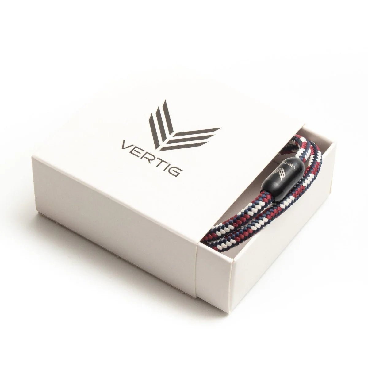 Vertig Magnetic Nautical Paracord Bracelet Red White in a branded gift box. Thoughtful present for maritime enthusiasts.