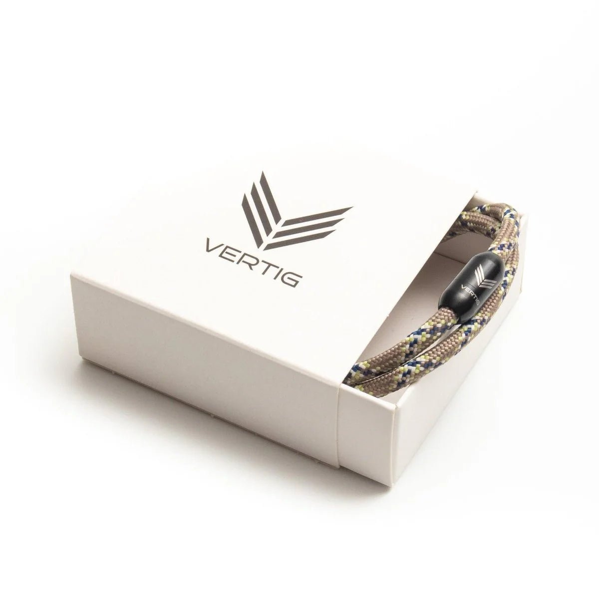 Vertig Magnetic Nautical Paracord Bracelet Snake in a branded gift box. Ideal for gifting.