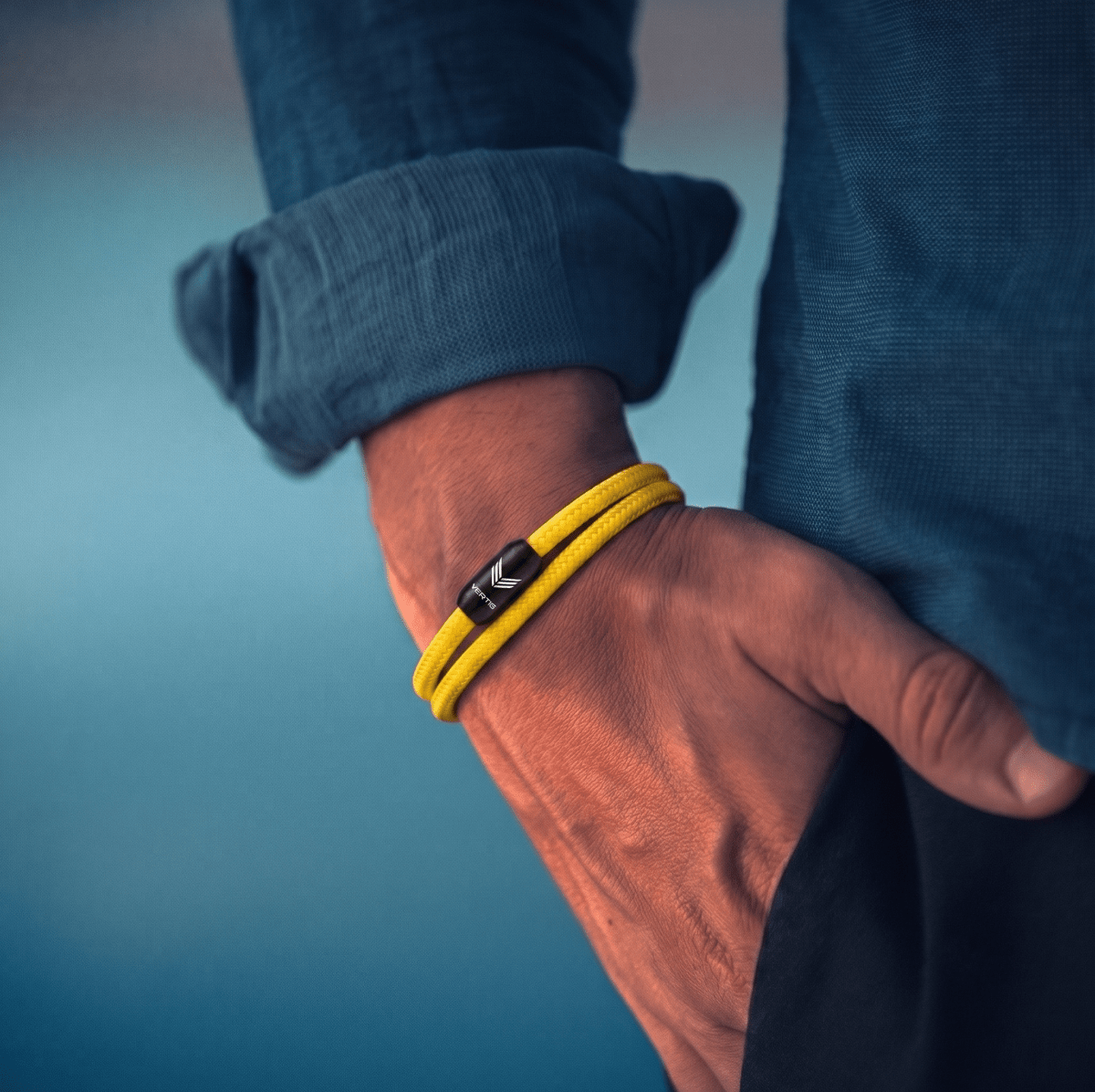 Paracord Bracelet Magnetic Yellow