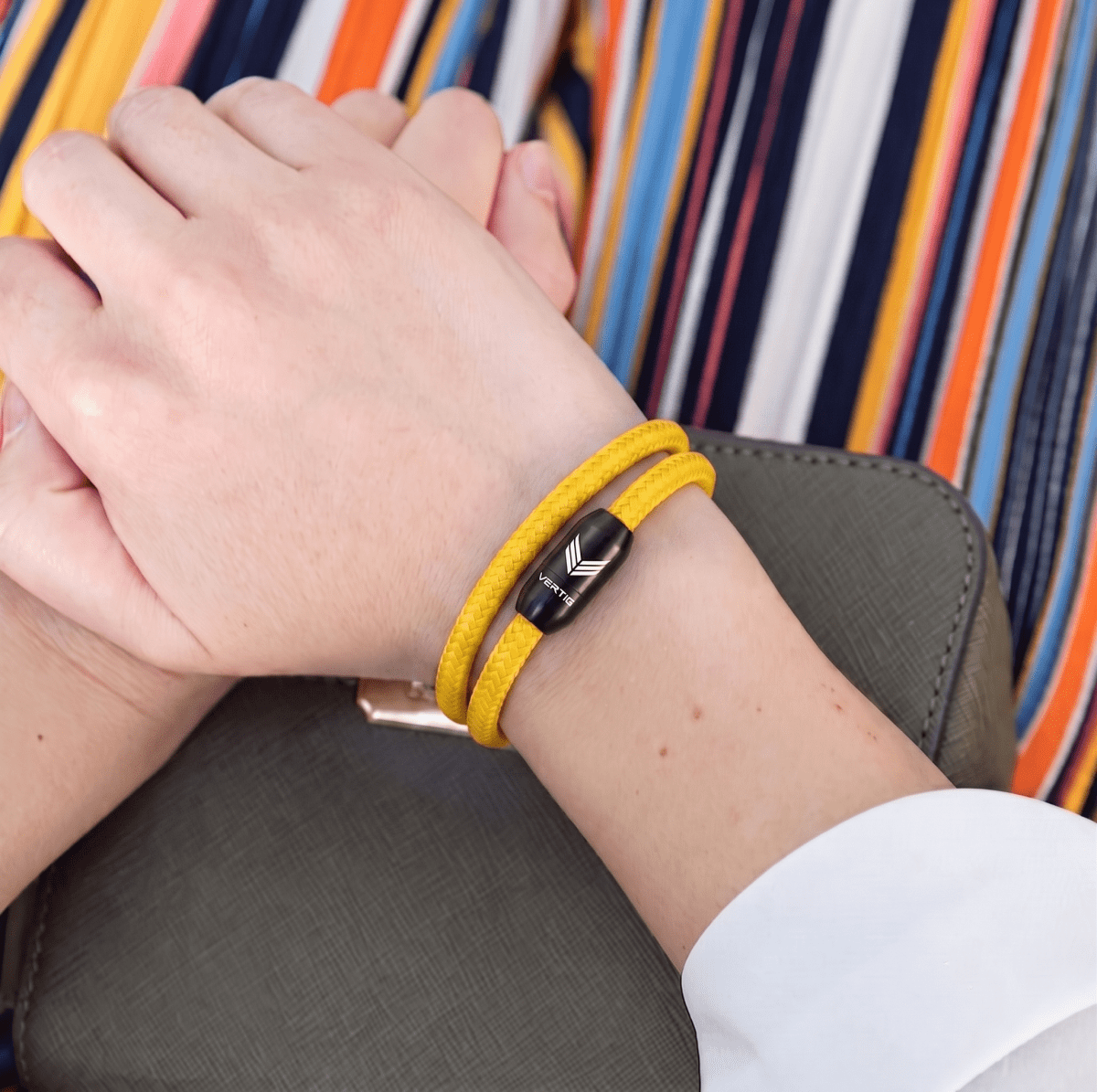 Paracord Bracelet Magnetic Yellow