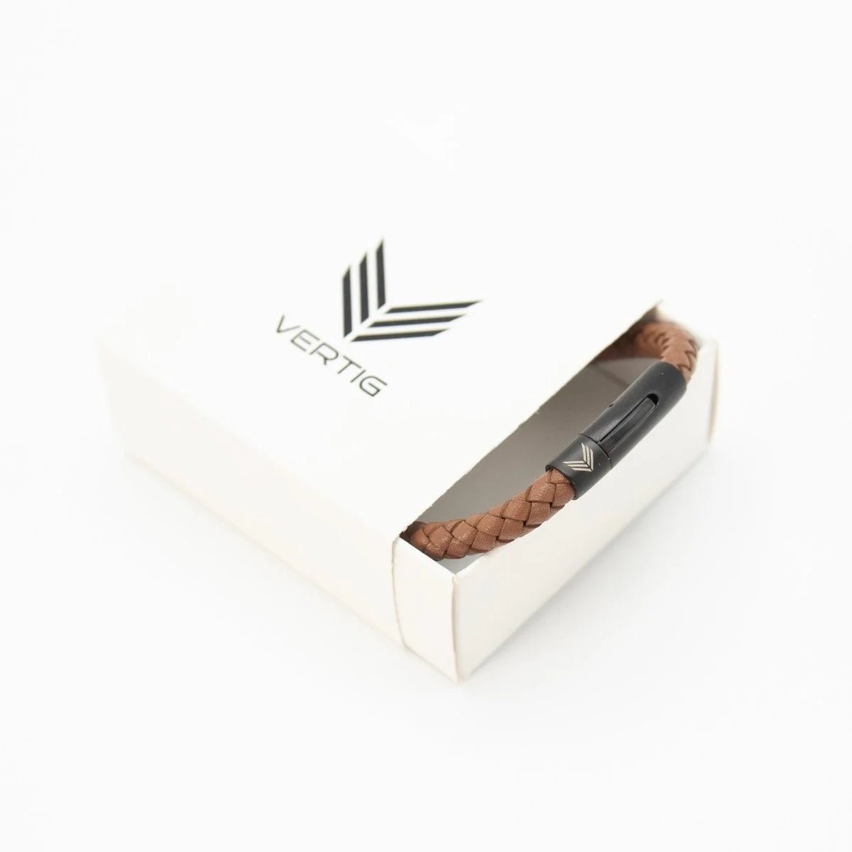 Vertig Magnetic Wide Leather Bracelet Brown presented in a luxurious branded gift box. Ideal for a classic, memorable present.