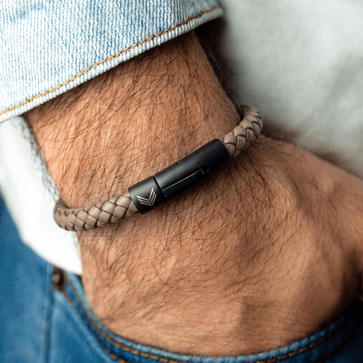 Vertig Leather Bracelet Vintage White