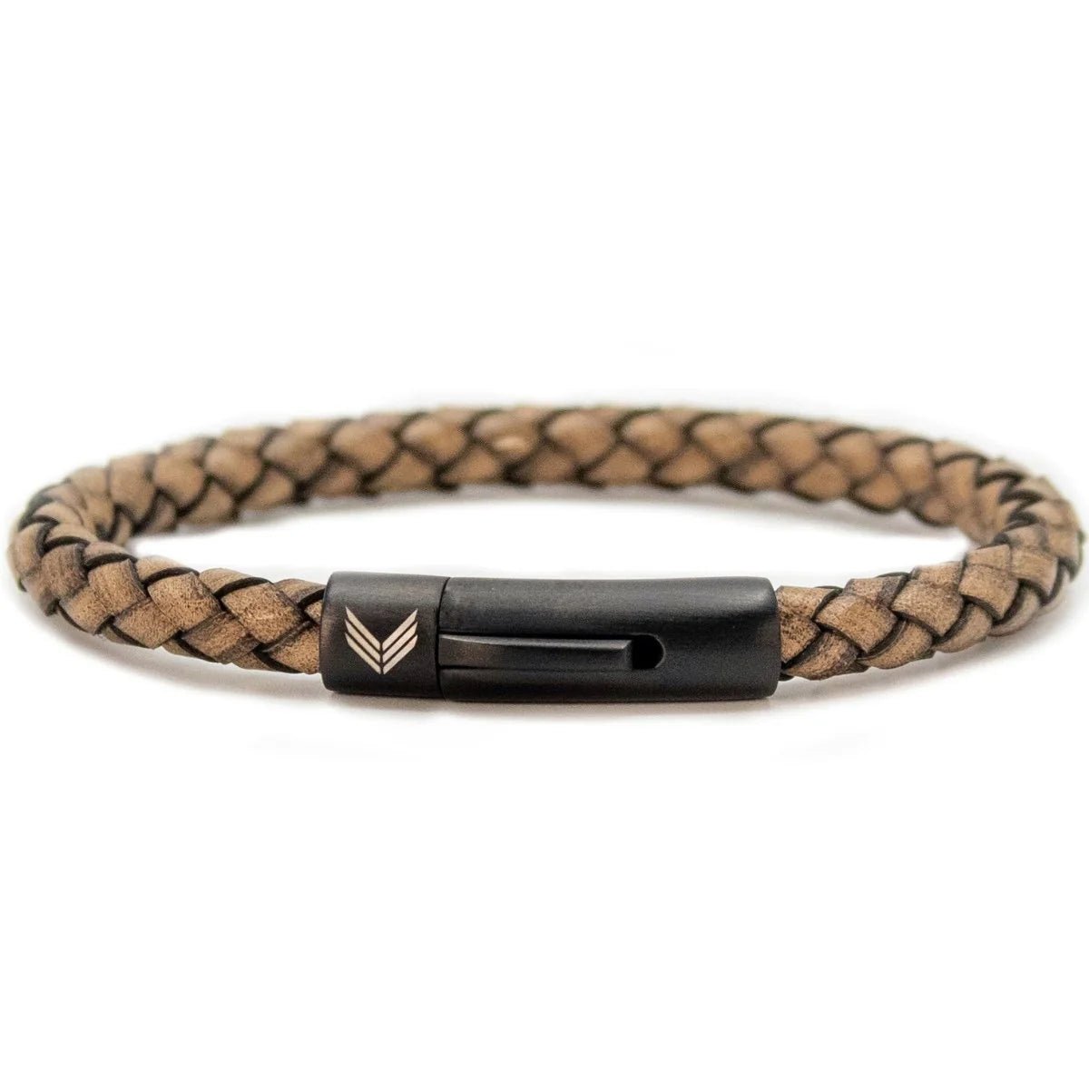 Vertig Leather Bracelet Vintage White. Full view, showcasing its unique, subtly distressed white leather and refined design.