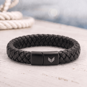 Vertig Magnetic Leather Bracelet Black