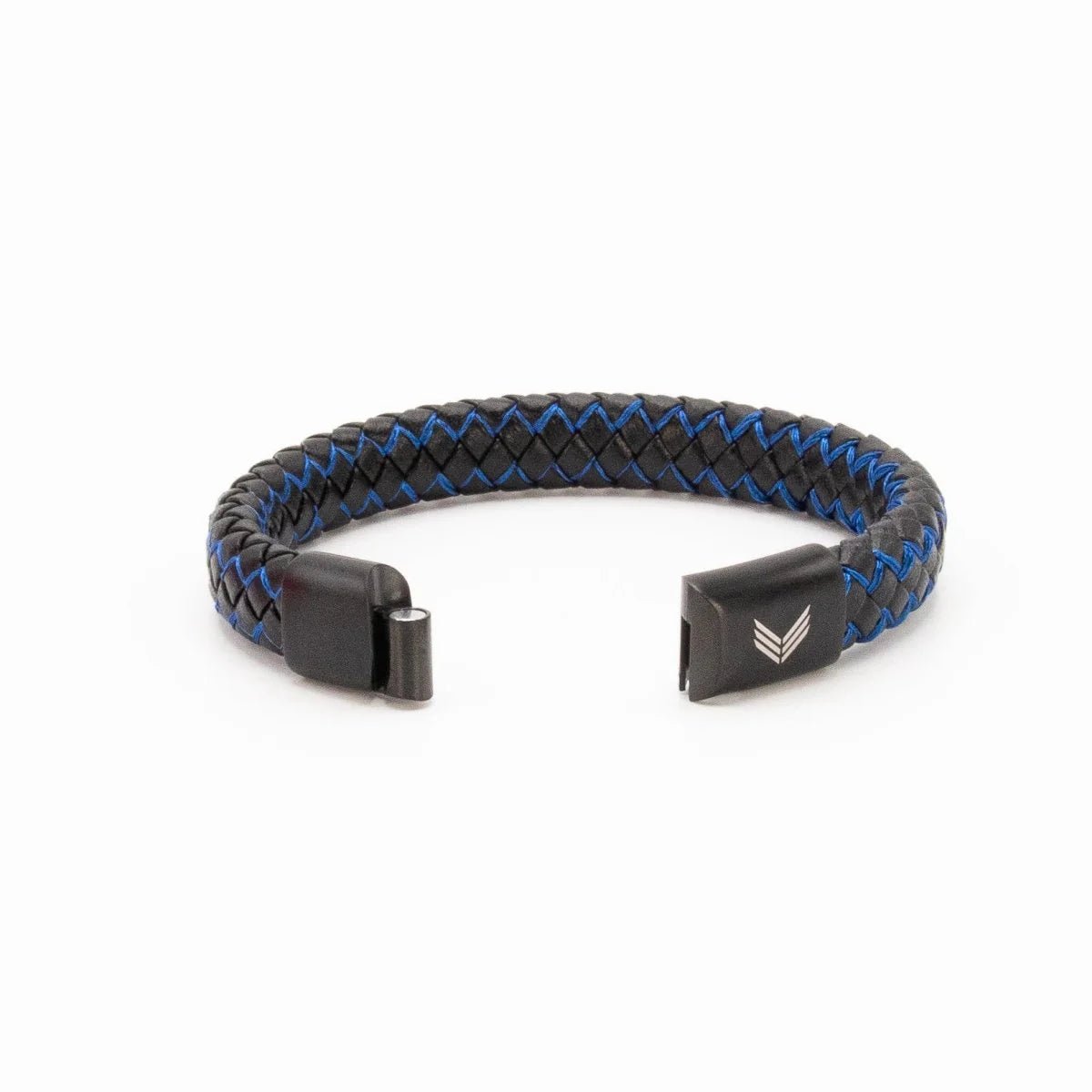 Vertig Magnetic Wide Leather Bracelet Black-Blue unclasped. Reveals the smooth interior leather and the robust, secure magnetic closure mechanism.