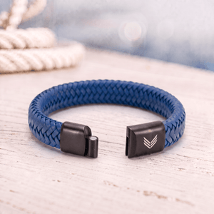 Vertig Magnetic Leather Bracelet Blue