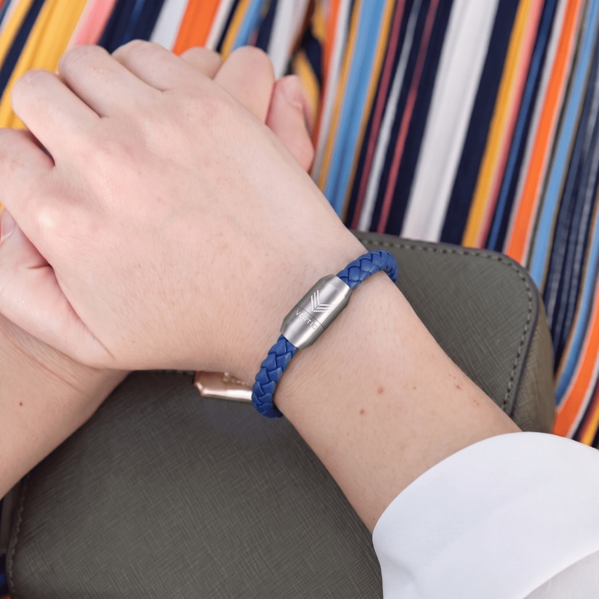 Vertig Magnetic Leather Bracelet Blue