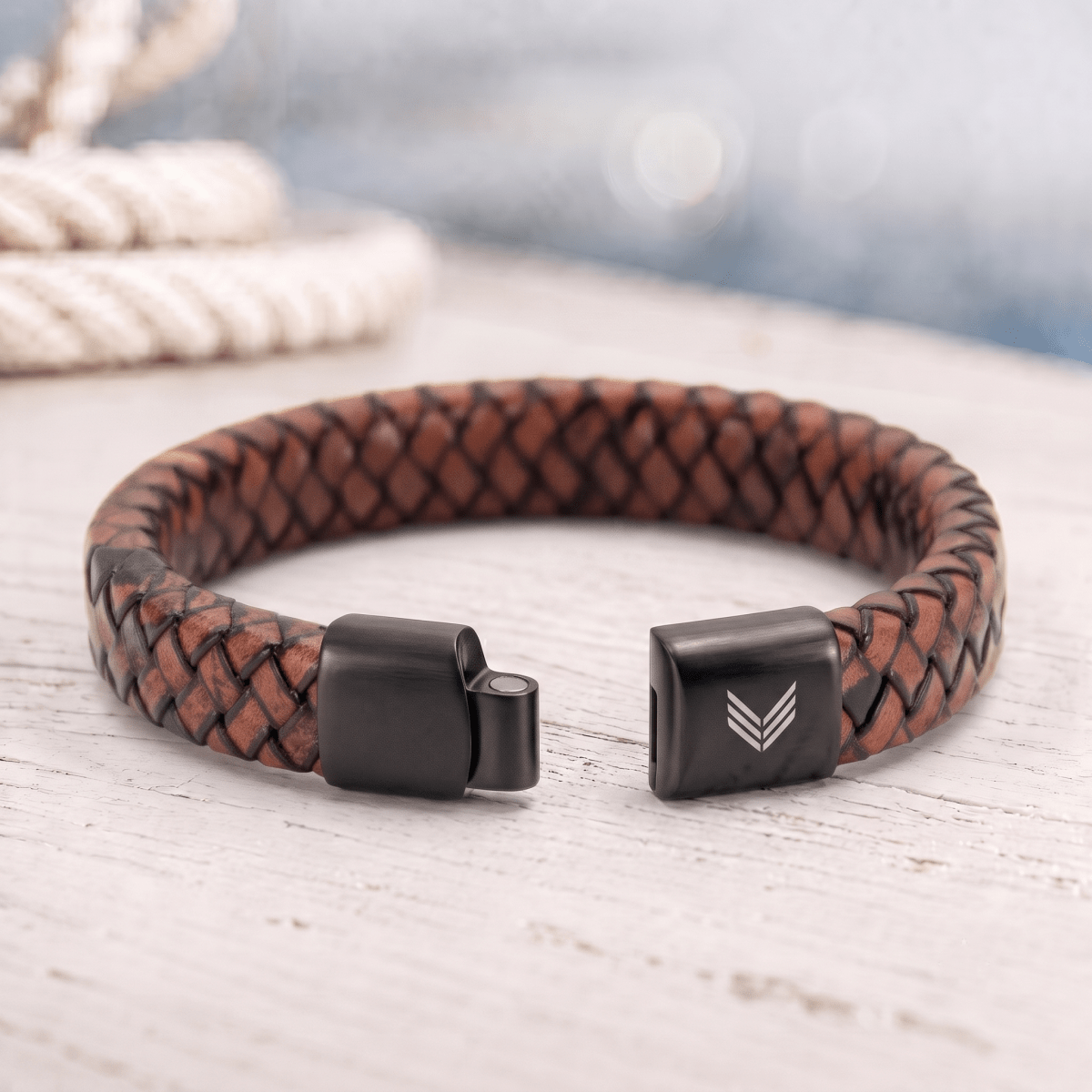 Vertig Magnetic Leather Bracelet Brown