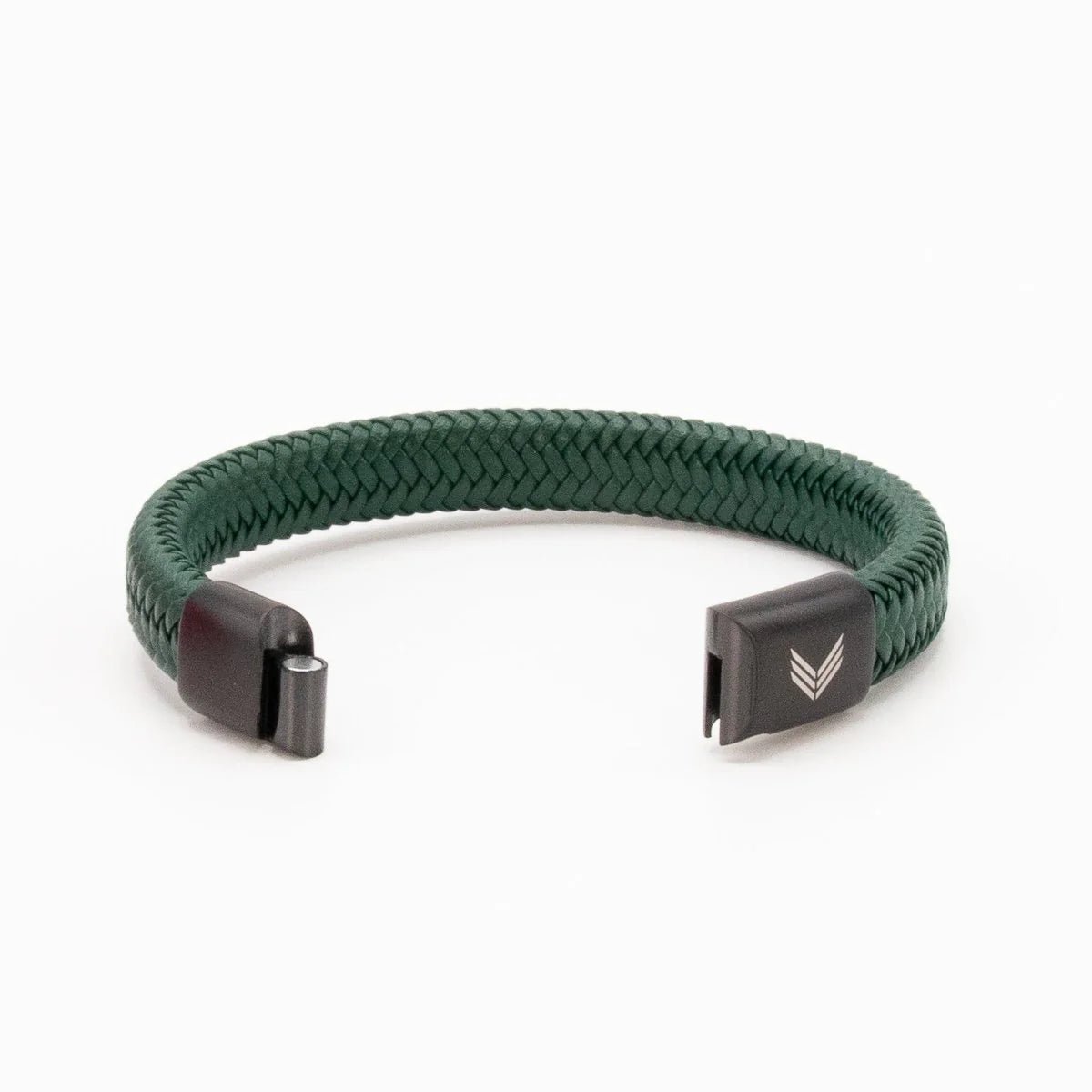 Vertig Magnetic Wide Leather Bracelet Green unclasped. Reveals the smooth interior leather and the robust, secure magnetic closure mechanism.