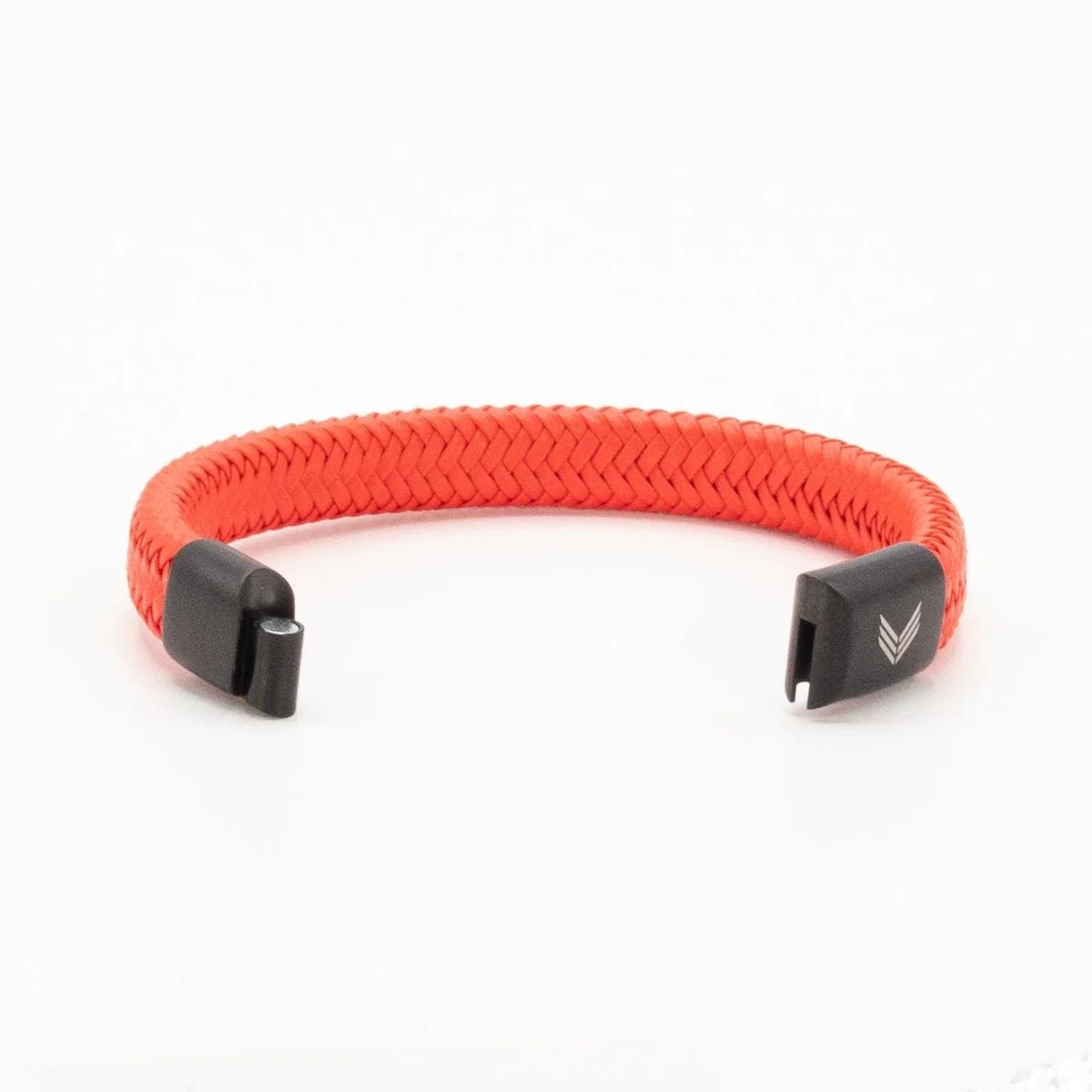 Vertig Magnetic Wide Leather Bracelet Orange unclasped. Reveals the high-quality wide leather and strong, easy-to-use magnetic clasp.