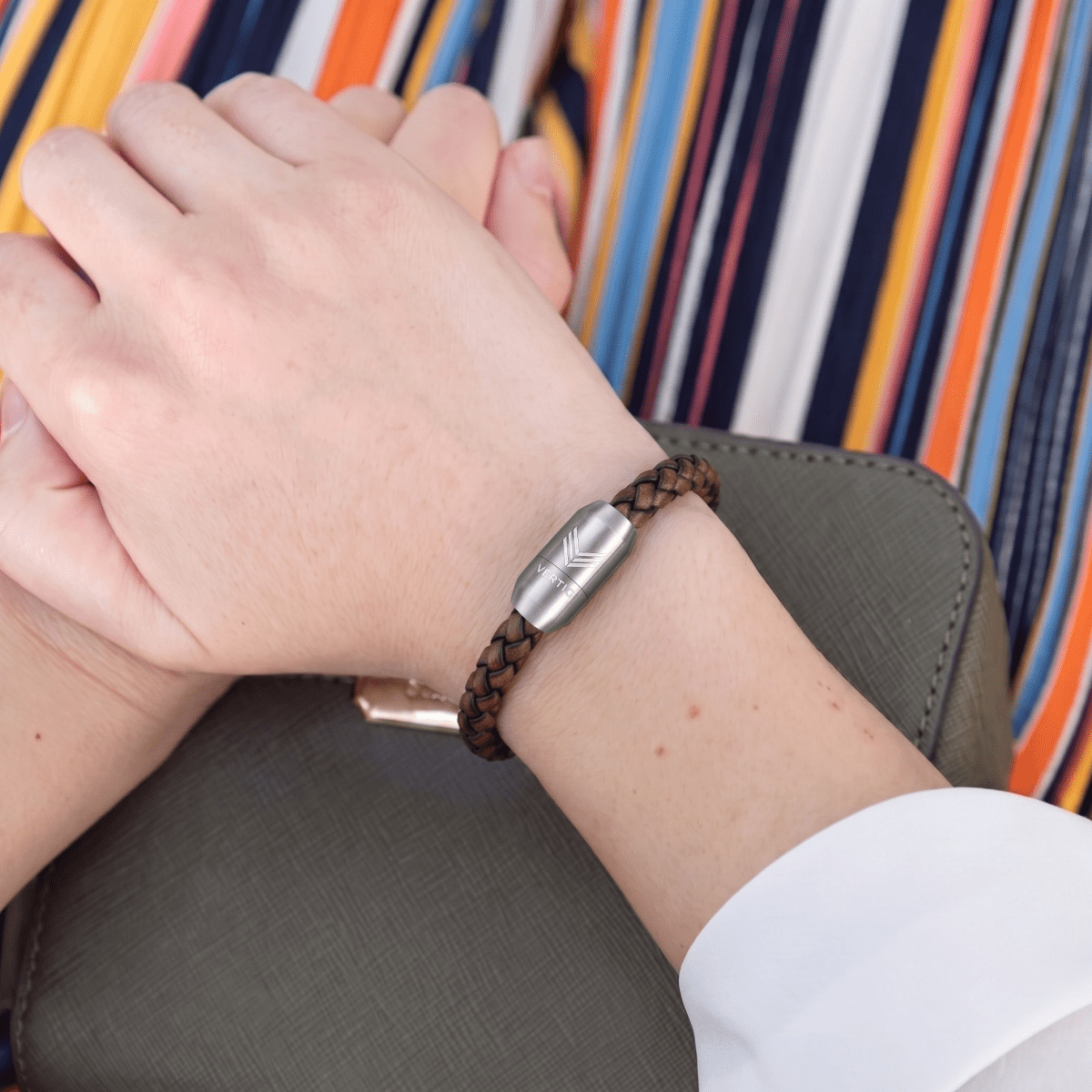 Vertig Magnetic Leather Bracelet Vintage White