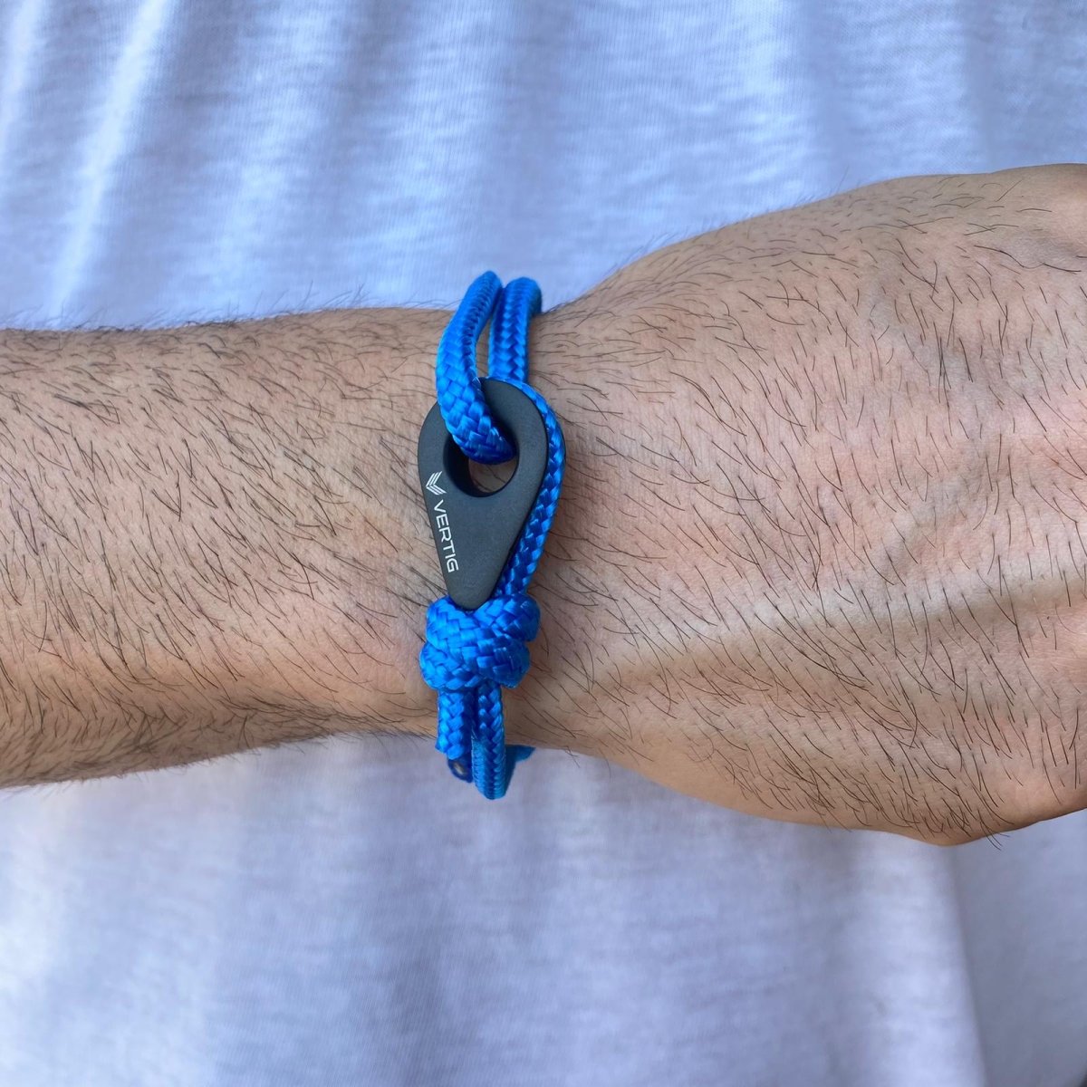 vertig chronos sliding knot paracord bracelet